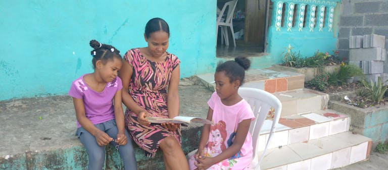 Dulce realizes that the FH training she participated in has planted a seed that will change the future of her children and her community.