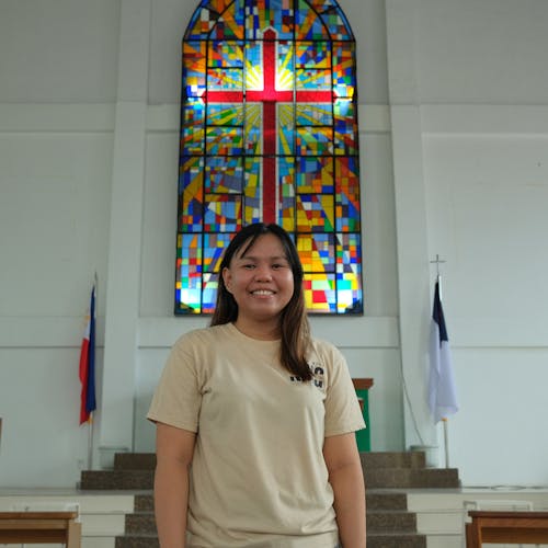 Lery Garcia, a former sponsored child of FH Philippines, shares how the sponsorship program shaped her life. Through regular exchanges of letters and small gifts from her sponsor, Lery developed strong English writing skills and a love for arts and crafts. These experiences boosted her confidence and helped her excel academically. Inspired by the teachers in the FH community, Lery pursued a career in education, eventually becoming a curriculum designer. She now strives for financial stability to support her family and dreams of giving back to her community.