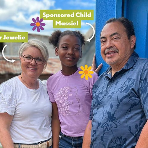 sponsor-jewelie-and-sponsor-child-opt