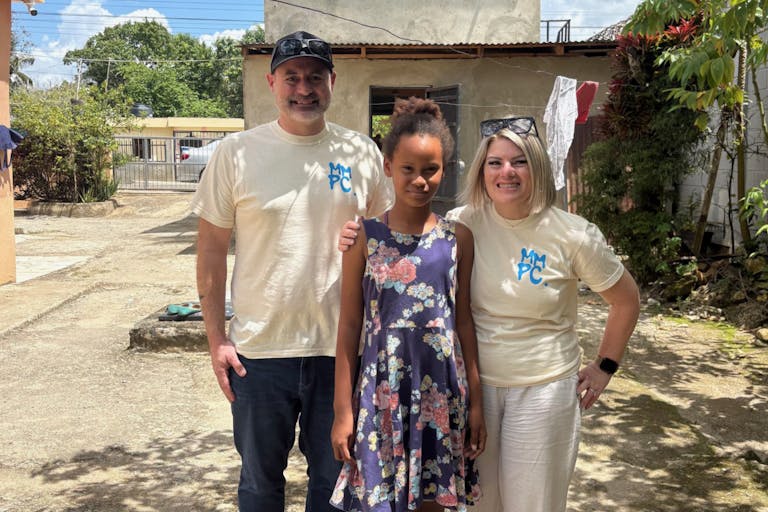Sponsors Mark and Lorie Converse travelled to the Dominican Republic to meet their sponsored child,